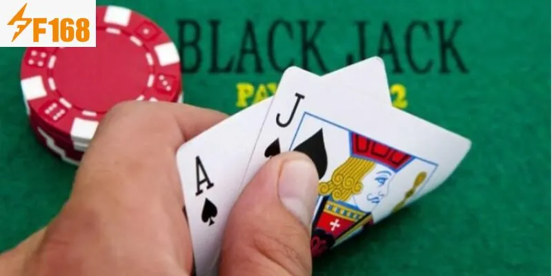 แบล็คแจ็ค – เกมไพ่แลกของรางวัลสุดน่าตื่นเต้นจาก F168